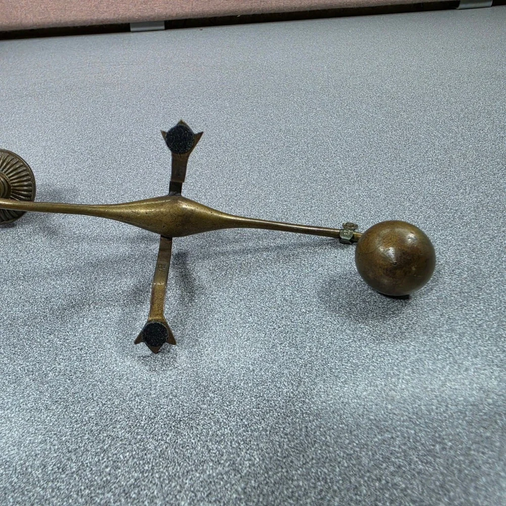 Vtg brass cantilever piano‎ candlestick cannonball paw feet Candle Holder Italy
